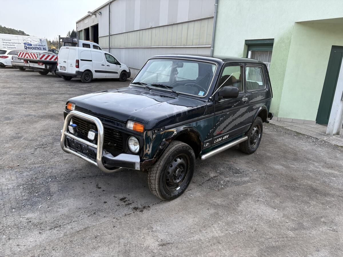 Lada taiga 4x4 2