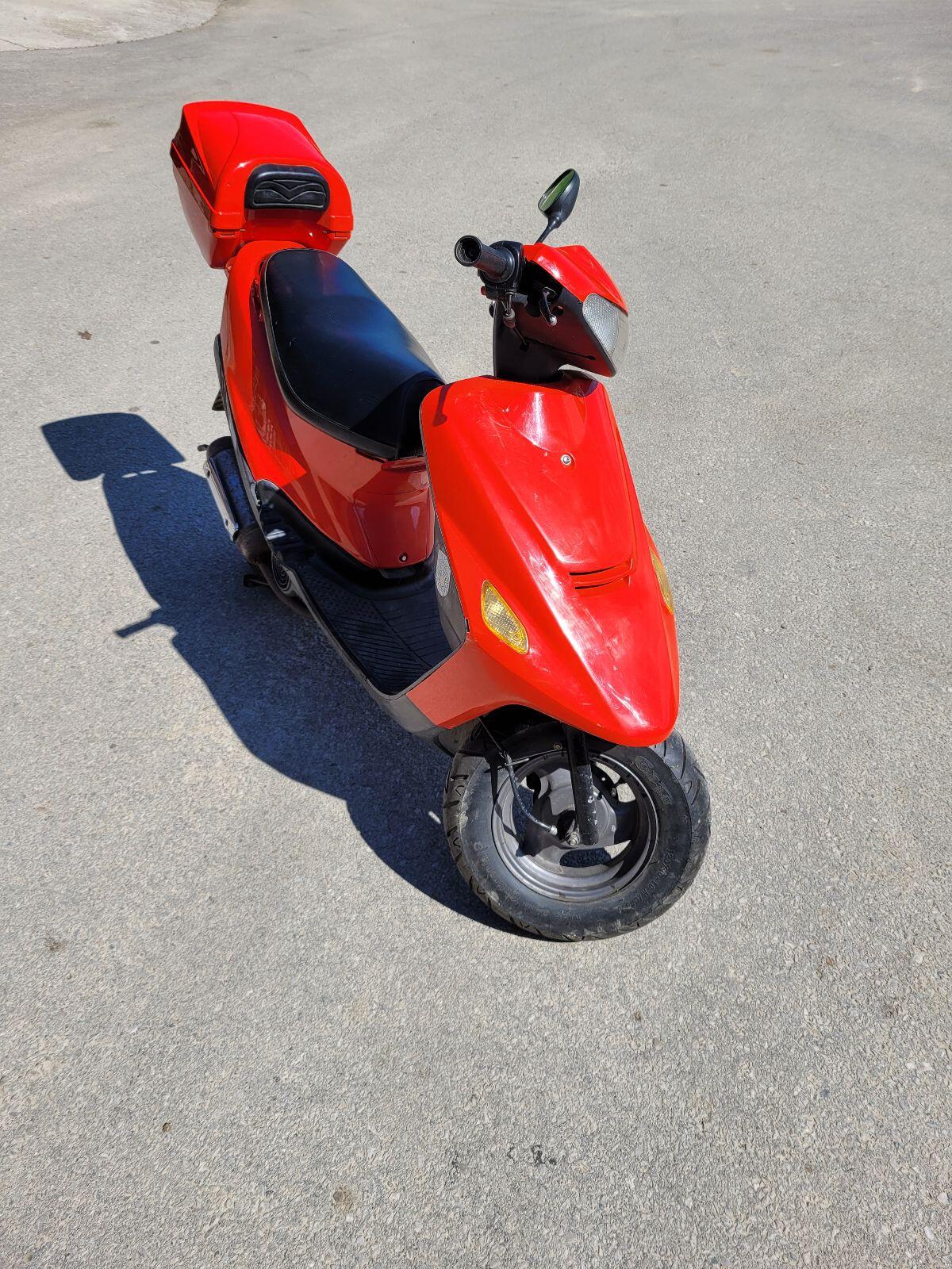 Moped Roller 50 ccm 2