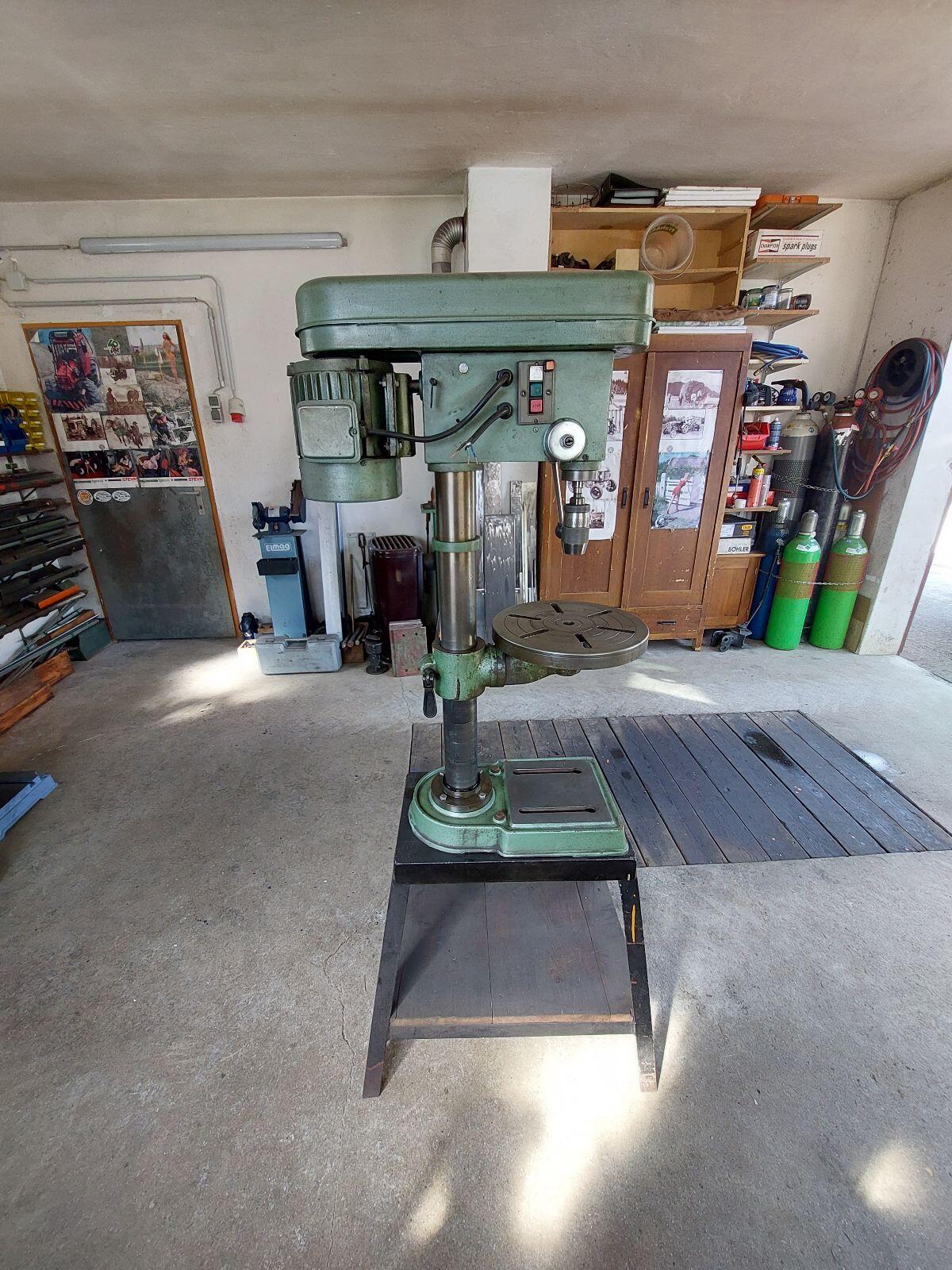 Ständerbohrmaschine 3