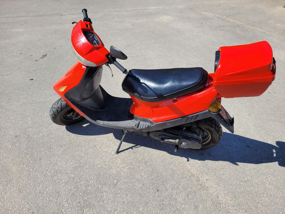 Moped Roller 50 ccm 3