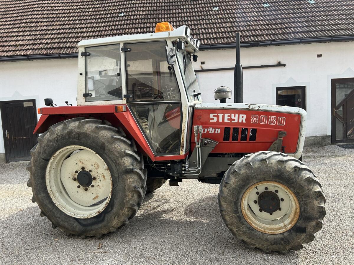 Steyr 8080 mit Hauer Pom 100 3