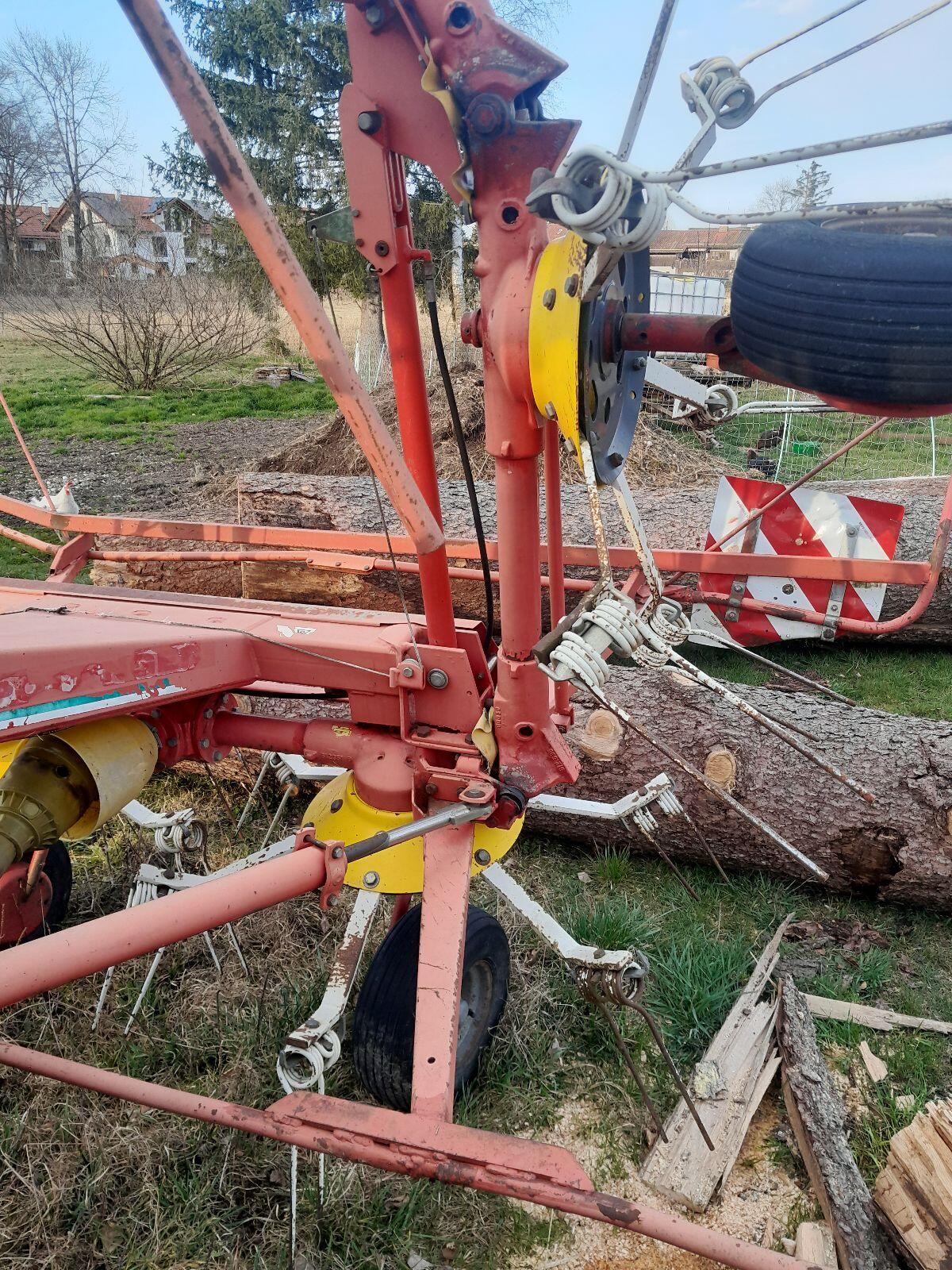 Kreiselheuer Pöttinger Hit 69 2