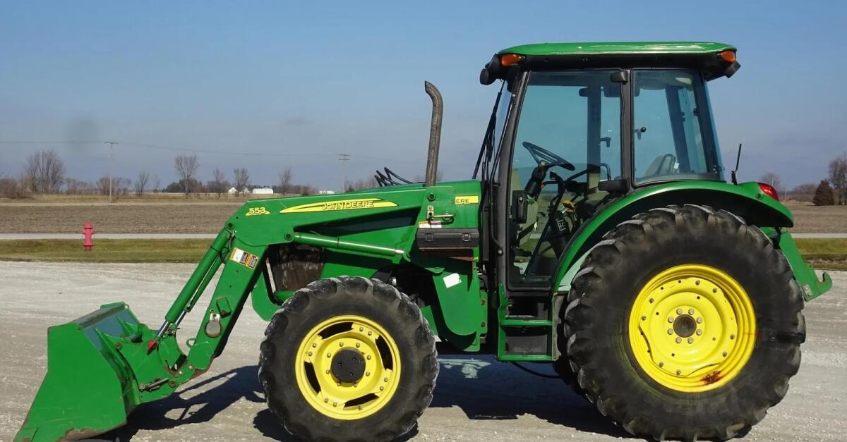 John Deere 5093 E 2