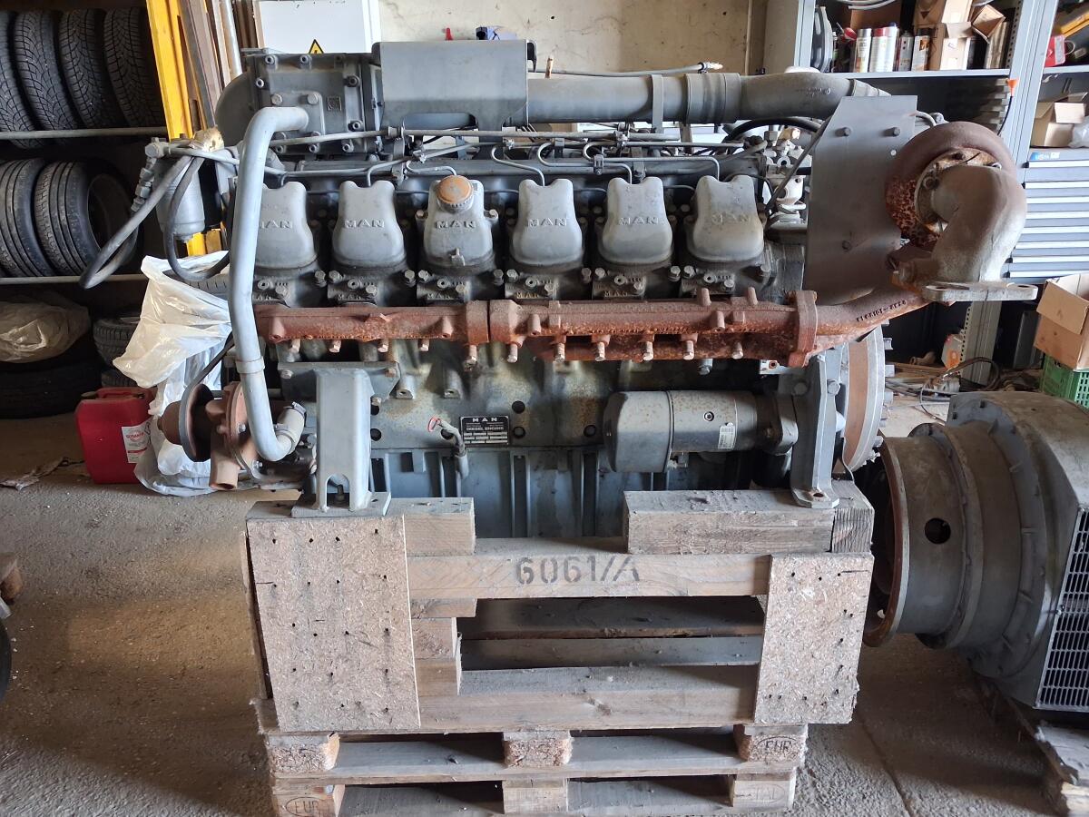 MAN D2842 LE mit Stromgenerator 2