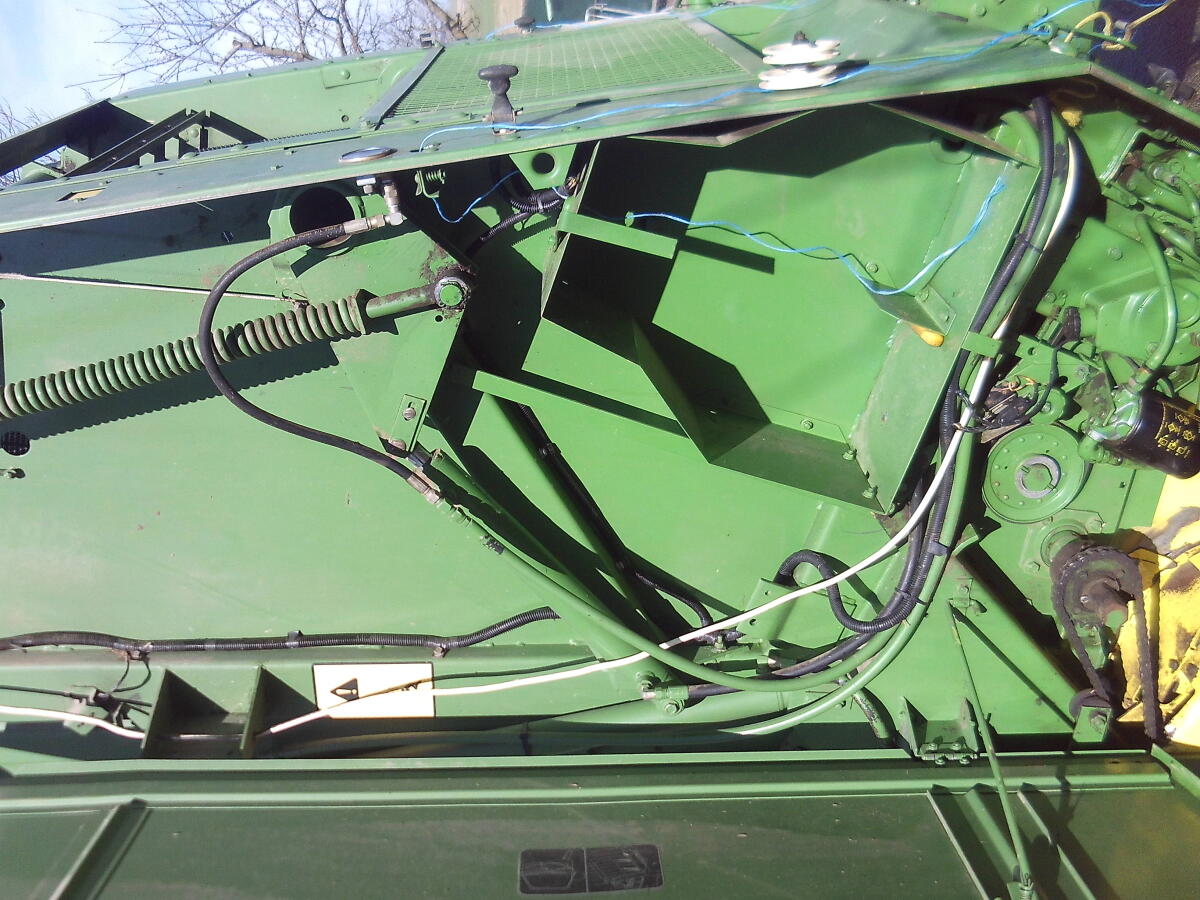 Presse John Deere 550 3
