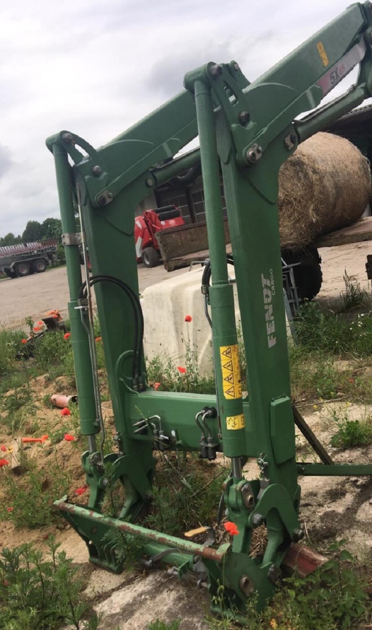 Fendt 724 SCR Profi Plus mit Frontlader 3