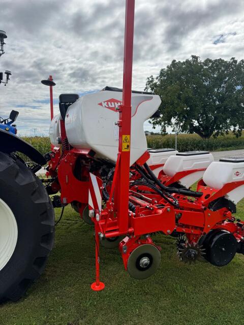 Kuhn Maxima