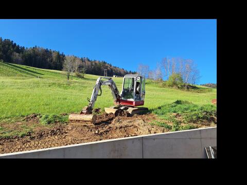 Bagger Takeuchi TB 138FR mit Powertilt