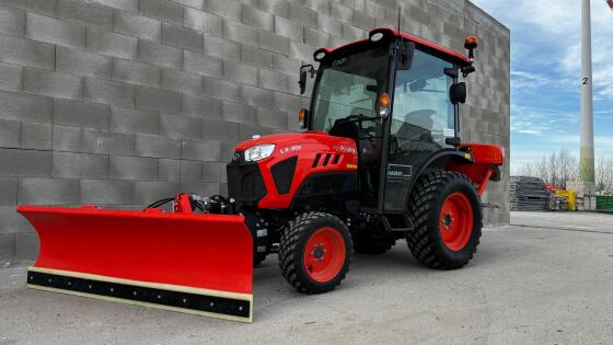 Kubota LX-351