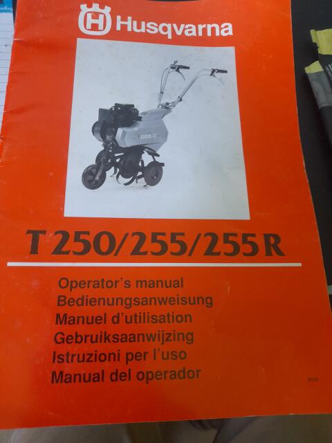 Husqvarna T250 Motorfräse