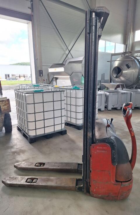 Linde Hochhubwagen Typ 12