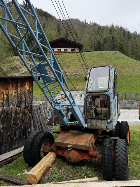 Seilbagger Fuchs 301 - defekt - Rarität