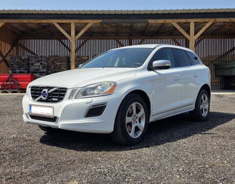 Volvo XC60 2.4D AWD R-Design