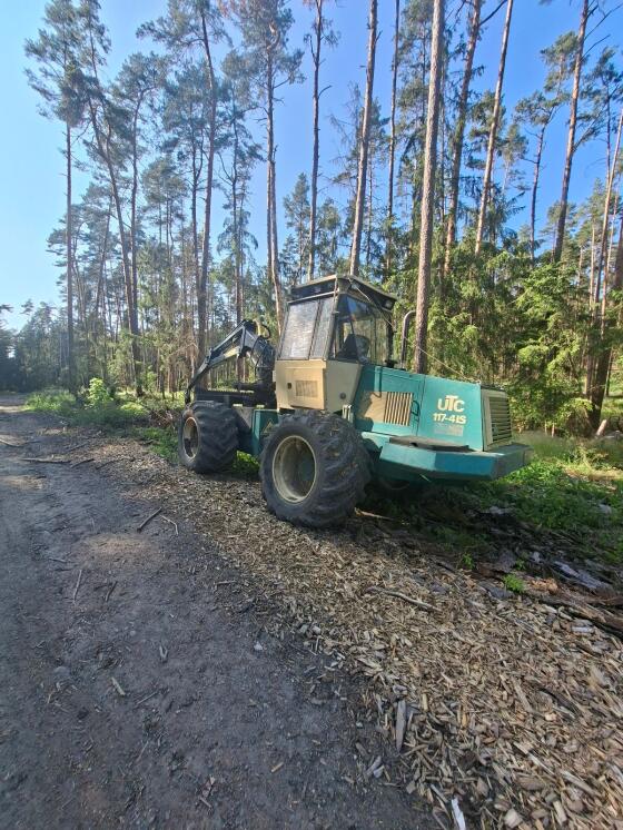 UTC 117/4 Harvester, Skidder, Rückezug, Forstschlepper