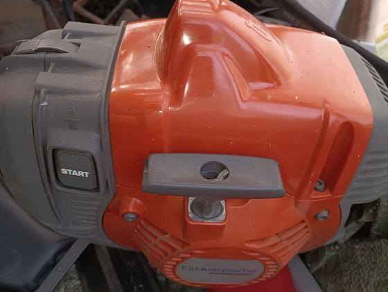 Husqvarna Motorsense Freischneider 545RXT