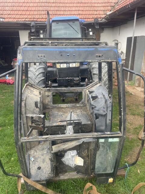 Kabinenrahmen New Holland