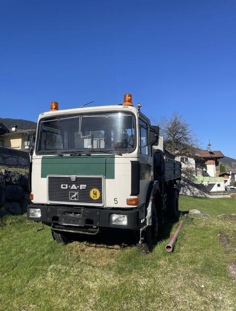 ÖAF 19.331 FAK 4x4 mit Hiab 085-2