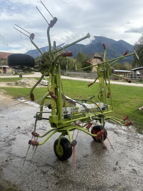 Claas Volto 550 HR