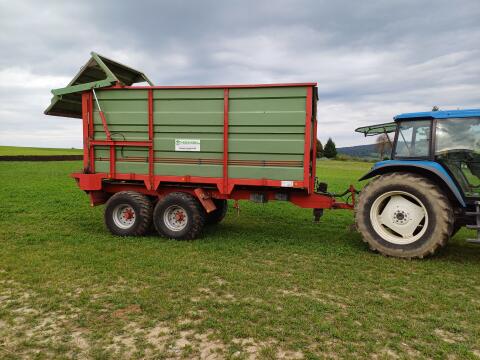 Häckselwagen
