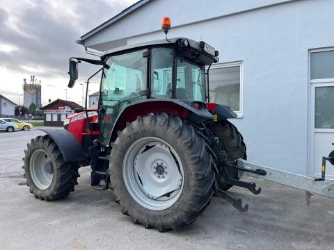 MF 5713 M