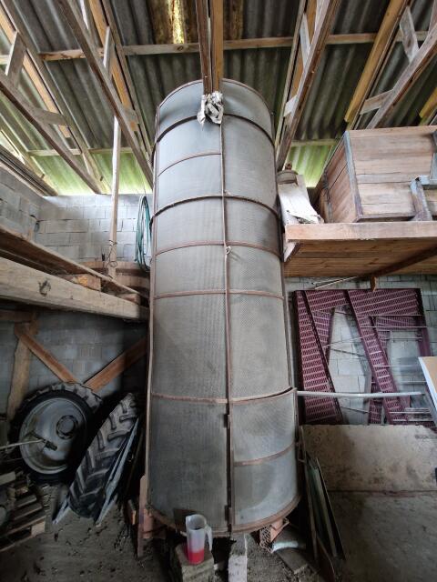Silo für Trocknung, Belüftung, Höhe 4,5 m x Dm. 1,55 m