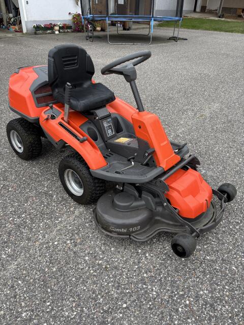Husqvarna Rider 216 4WD