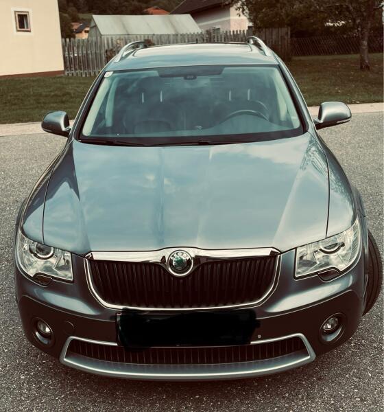 Skoda Superb Combi 4x4 Scout, Anhängerkupplung