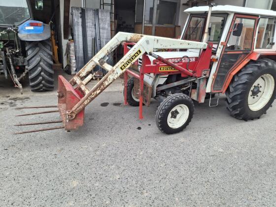 Rotschnee Frontlader für Steyr 8055