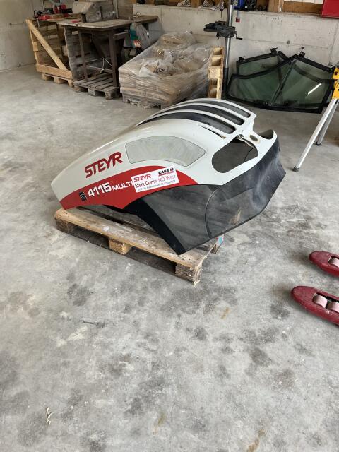 Steyr Multi Motorhaube