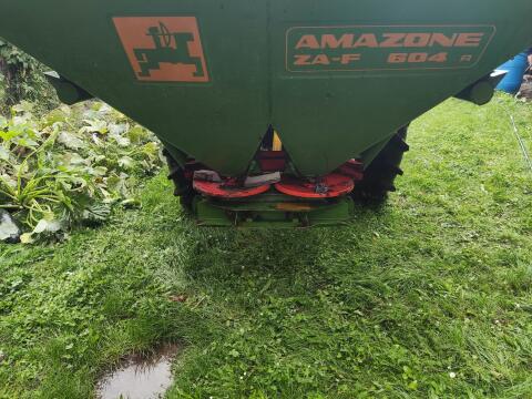 Amazone ZA-F 604 R, 2 Scheibenstreuer