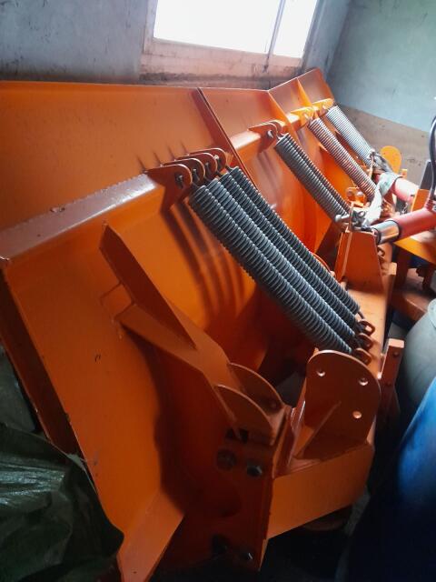 Hydrac 340 Schneepflug