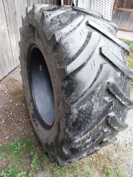 Reifen 540/65R28