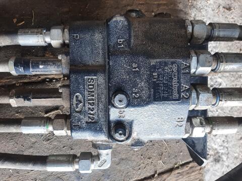 Hydraulisches Steuergerät Walvoil