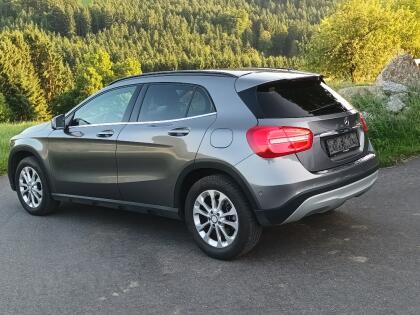 Mercedes Benz GLA 180d