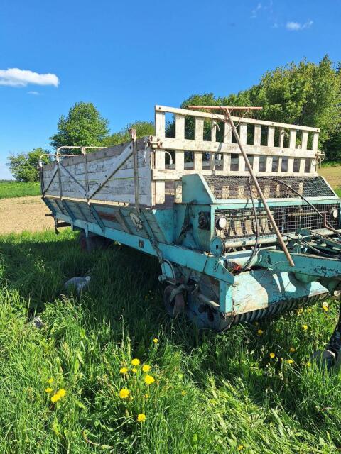 Lely Dechentreiter Ladewagen