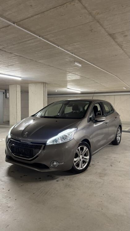 Peugeot 208 1.6 HDi mit Pickerl