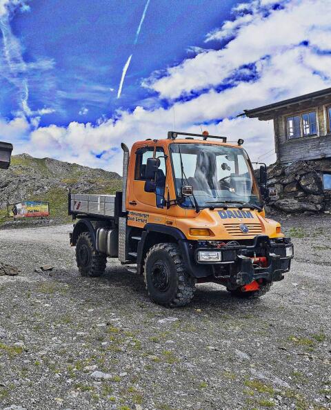 Unimog U400, 6 Zylinder, 290 PS