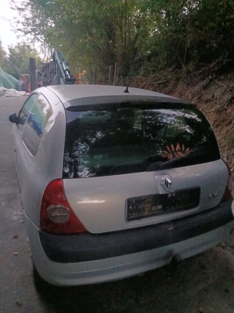 Renault Clio B