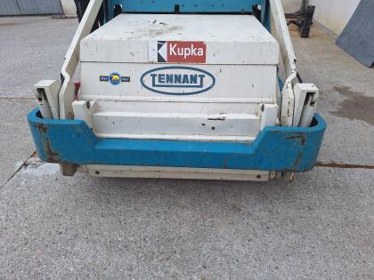 Tennant Kehrmaschine