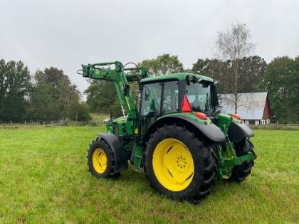 John Deere 6230