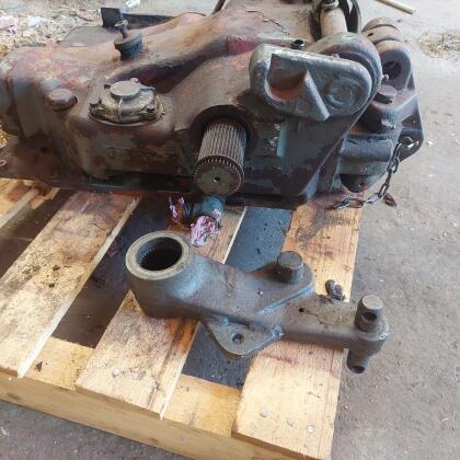 Verschenke Hydraulikblock von einem Steyr 545