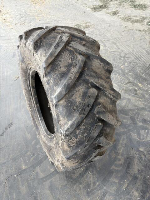 Reifen 405/70R20