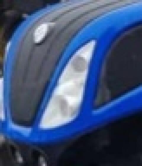 Suche New Holland Boomer