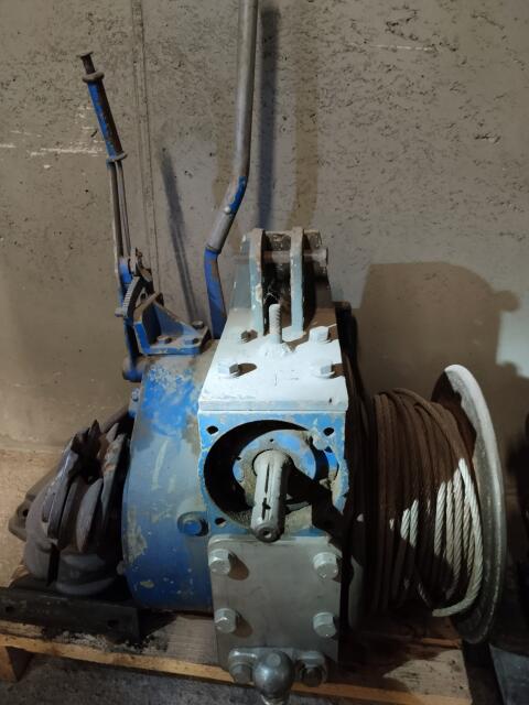 Lindner 520 SA Seilwinde