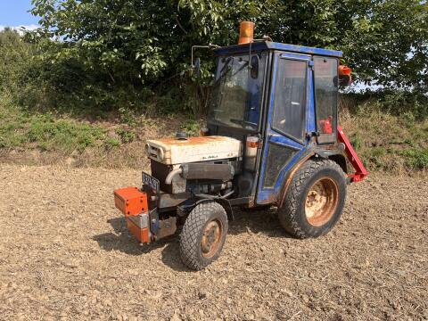 Kleintraktor Mitsubishi MT470D