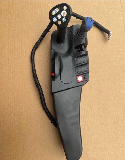 STEYR CVT Armlehne Tier 2