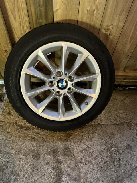 Original BMW Felgen mit Winterreifen montiert