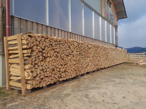 Buchenbrennholz-Kachelofenholz