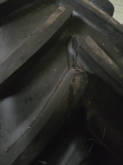 Verkaufe neue Michelin Multibib 600/65R38