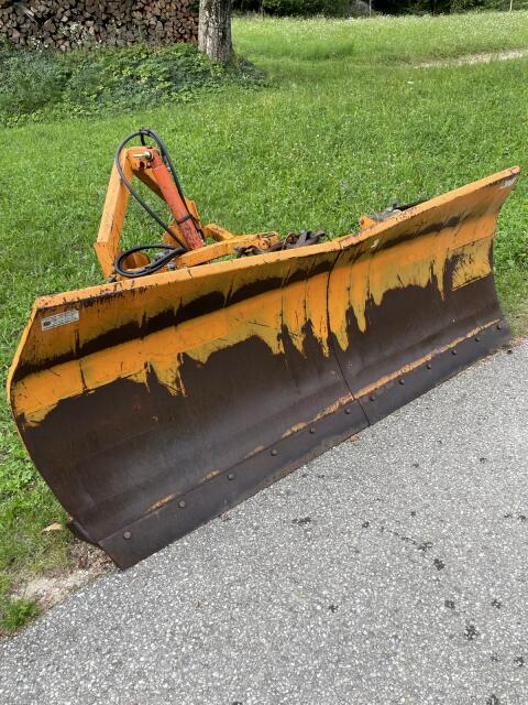 Kahlbacher DS240 Schneepflug